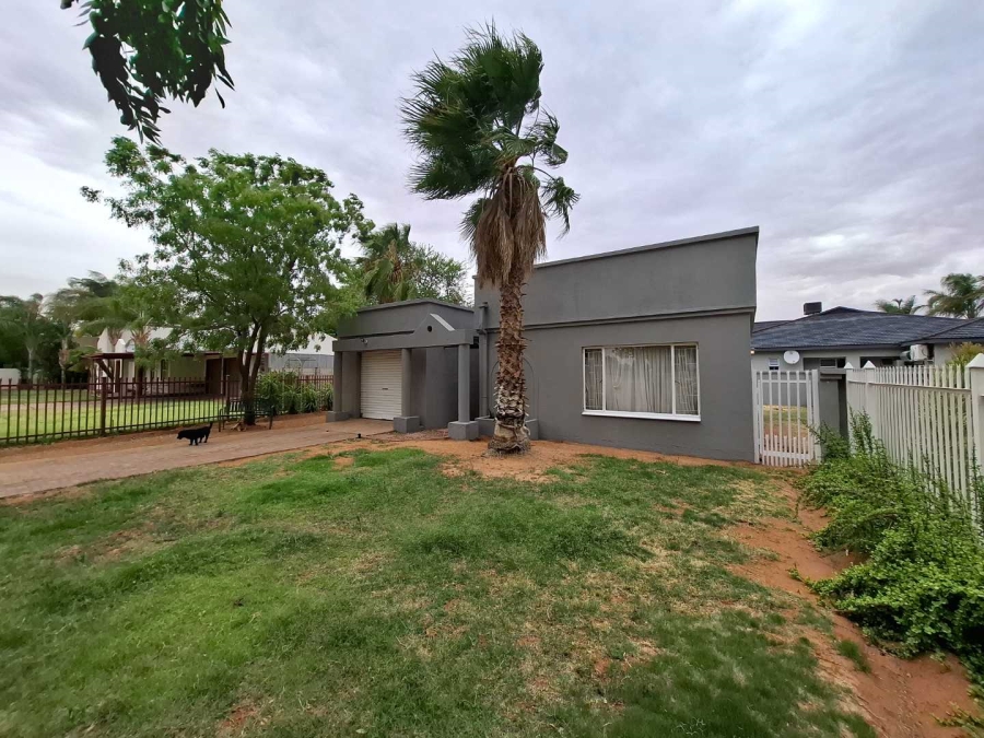 3 Bedroom Property for Sale in Keidebees Northern Cape